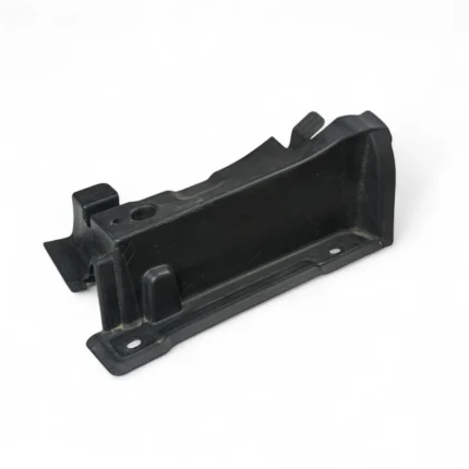 Moldura Esquerda Churrasqueira Parabrisa Volvo C40 2021 2024