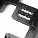 Suporte Emblema Grade Dianteira Volvo C40 2021 22 23 24 2025 - Imagem 3