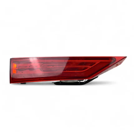 Lanterna Interna Traseira Esquerda Volvo C40 2021 2023 2025