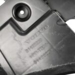 Suporte Direito Parachoque Traseiro Volvo Xc60 2017 2023 - Imagem 6
